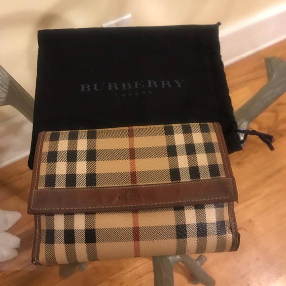 Burberry Wallet - Picture 1 of 2